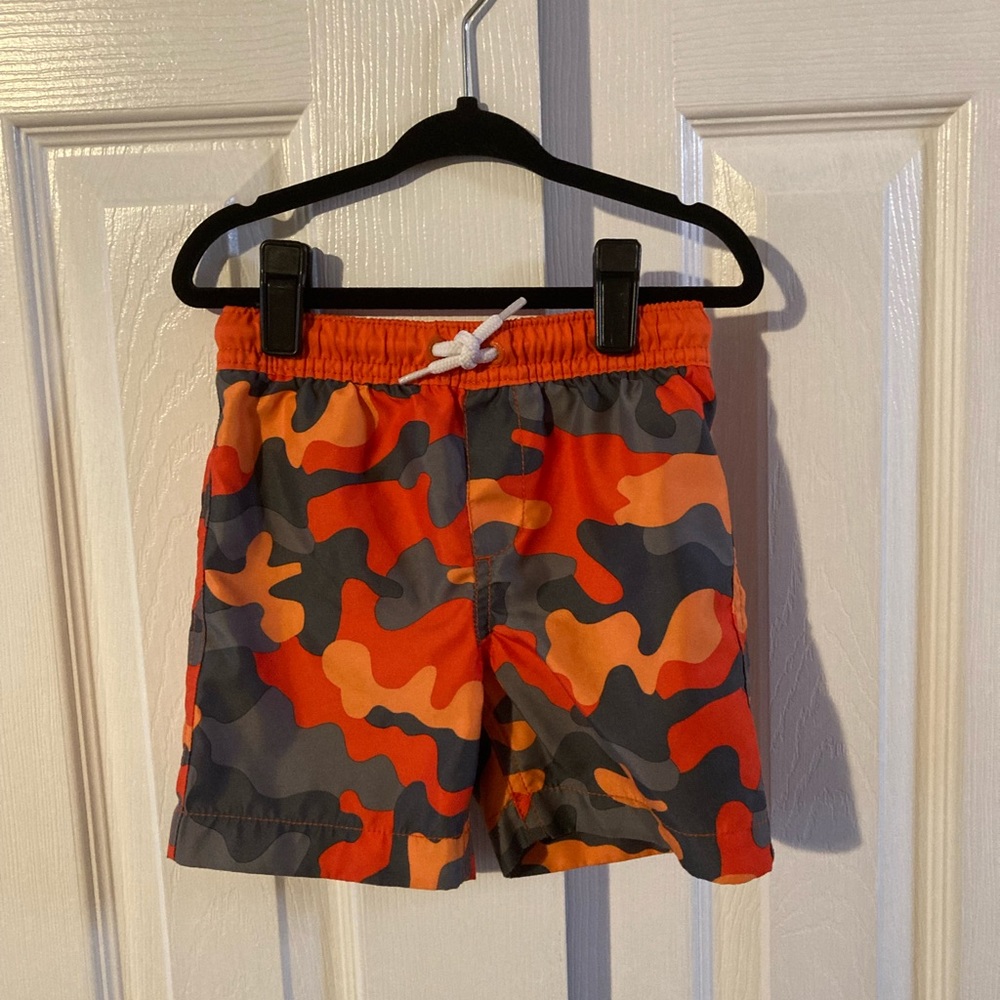 Lands’ End Boys Orange Camo Swim Trunks NWOT
